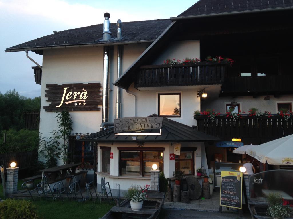 Jera Am Furtnerteich Hotel-Ristorante&Relax Mariahof Екстериор снимка